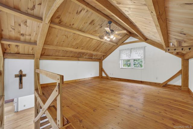 37 Hollowbrook Lane, Cortlandt Manor, NY 10567