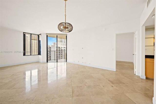 520 Brickell Key Dr A1712, Miami, FL 33131