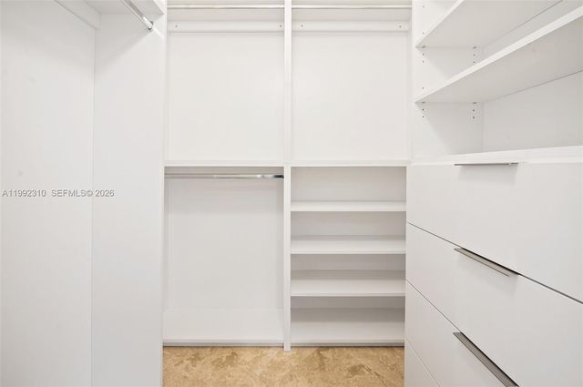 520 Brickell Key Dr A1712, Miami, FL 33131