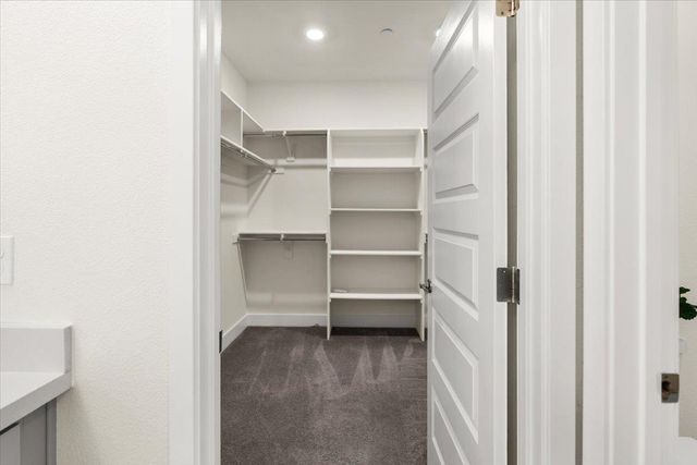 10261 Baritone Way, Elk Grove, CA 95757