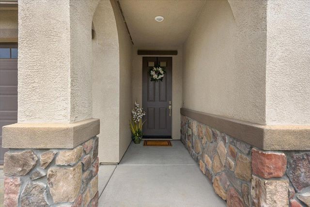 10261 Baritone Way, Elk Grove, CA 95757