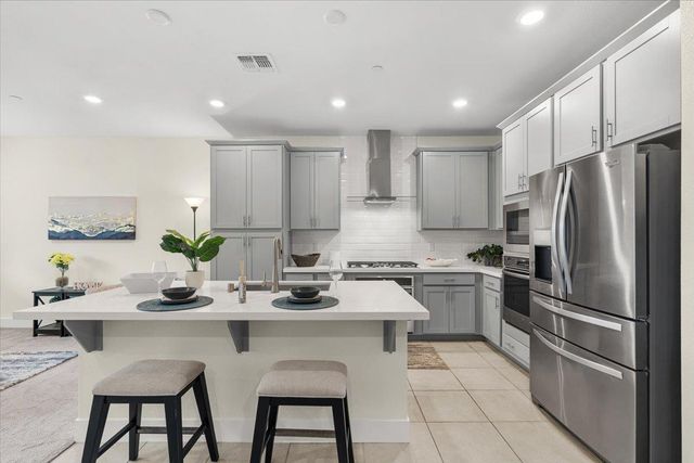 10261 Baritone Way, Elk Grove, CA 95757