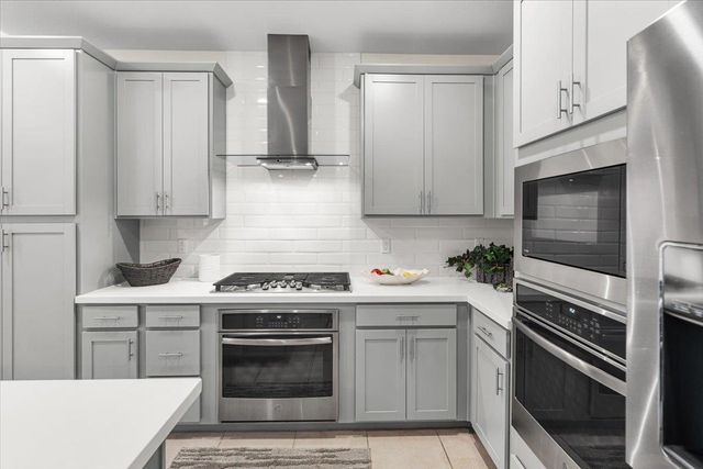 10261 Baritone Way, Elk Grove, CA 95757