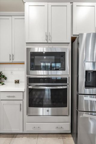 10261 Baritone Way, Elk Grove, CA 95757