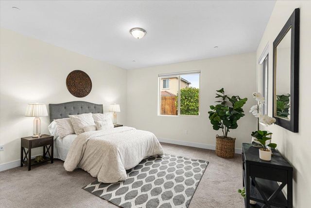 10261 Baritone Way, Elk Grove, CA 95757