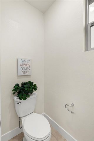 10261 Baritone Way, Elk Grove, CA 95757