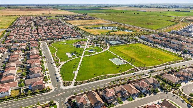 10261 Baritone Way, Elk Grove, CA 95757