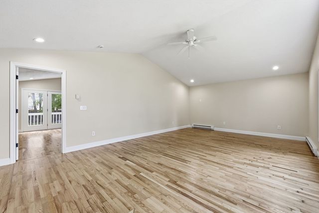 5 Kurtz St, Chicopee, MA 01013