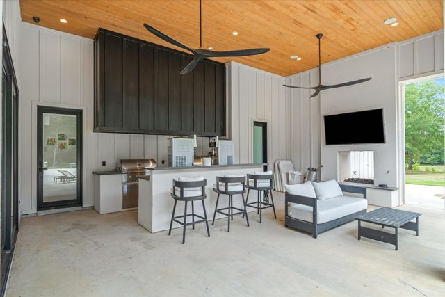 12365 Fm 859, Wills Point, TX 75169