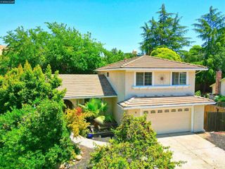 15 El Portal Ct, Clayton, CA 94517
