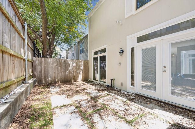 7483 Brompton Street, Houston, TX 77025