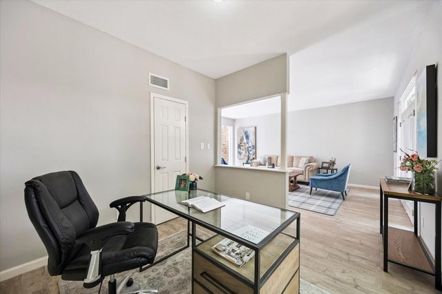 7483 Brompton Street, Houston, TX 77025