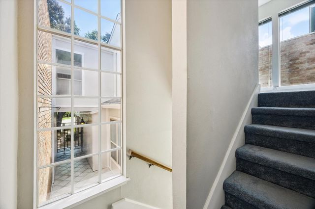 7483 Brompton Street, Houston, TX 77025