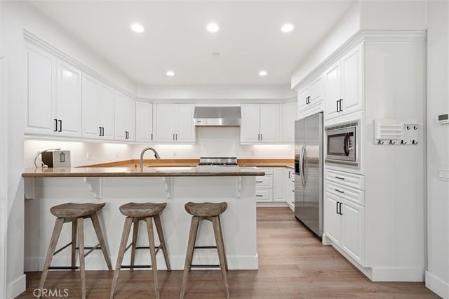 3305 Clay Street, Newport Beach, CA 92663