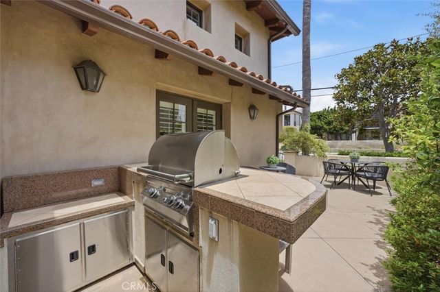 3305 Clay Street, Newport Beach, CA 92663