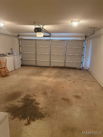 578 Mcdonald Drive, Wetumpka, AL 36092