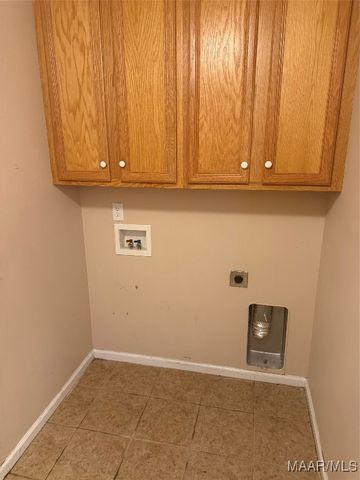 578 Mcdonald Drive, Wetumpka, AL 36092