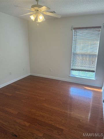 578 Mcdonald Drive, Wetumpka, AL 36092