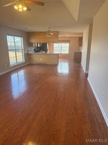 578 Mcdonald Drive, Wetumpka, AL 36092