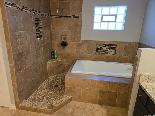 7019 Holly Mountain St, San Antonio, TX 78250