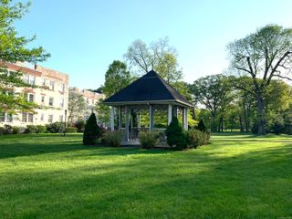 102 Summer Street 2A, Stamford, CT 06840