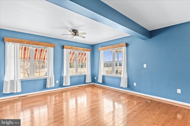 148 WOODHAVEN DR, Gettysburg, PA 17325