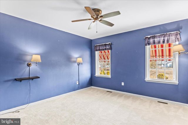 148 WOODHAVEN DR, Gettysburg, PA 17325