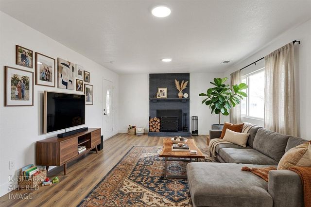 4128 George Ave, Olivehurst, CA 95961