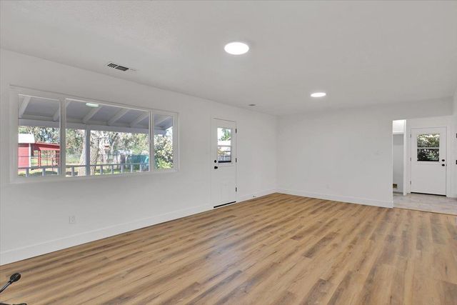 4128 George Ave, Olivehurst, CA 95961