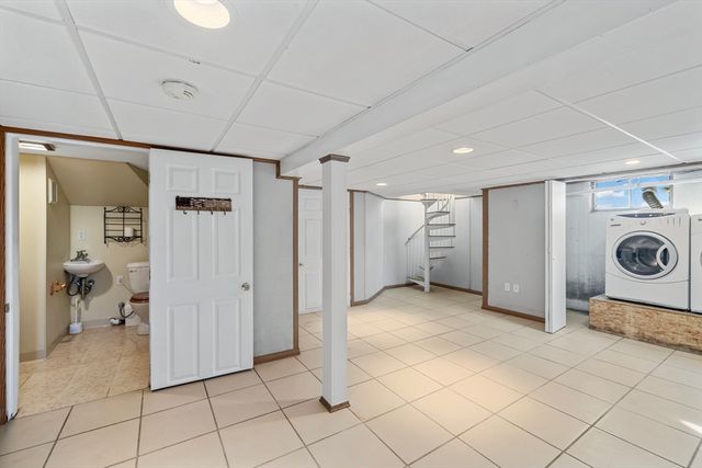 30 Haley Road 1, Marblehead, MA 01945