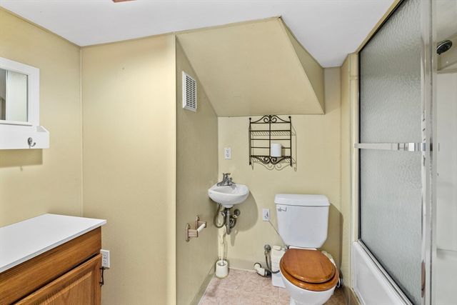 30 Haley Road 1, Marblehead, MA 01945