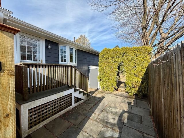 30 Haley Road 1, Marblehead, MA 01945