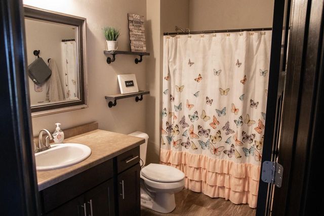 306 GREENBRIER DRIVE, Hortonville, WI 54944