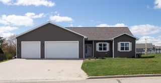 306 GREENBRIER DRIVE, Hortonville, WI 54944