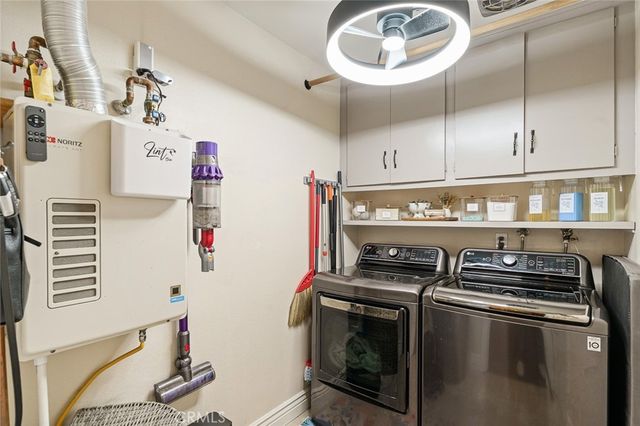 2817 Ridgewood, Santa Ana, CA 92705