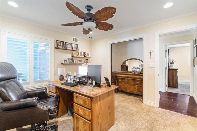 2817 Ridgewood, Santa Ana, CA 92705