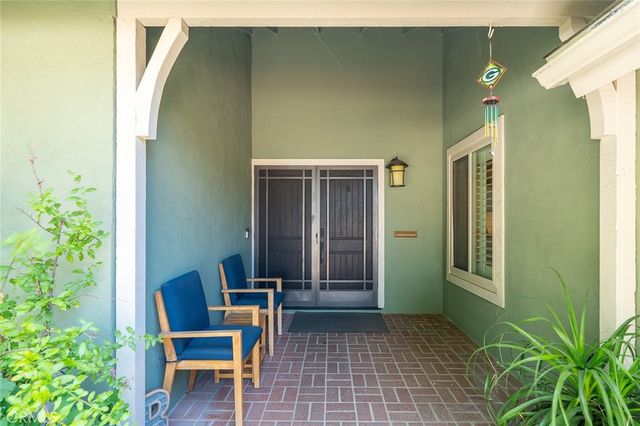2817 Ridgewood, Santa Ana, CA 92705