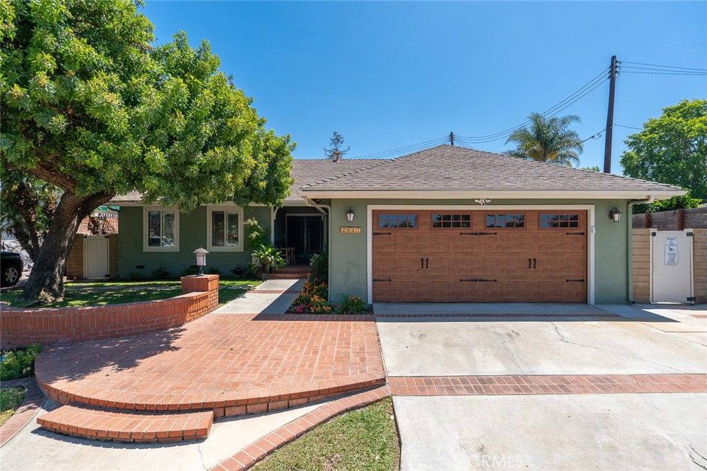 2817 Ridgewood, Santa Ana, CA 92705