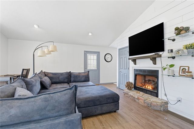 307 Cherrwood Drive, Westminster, SC 29693