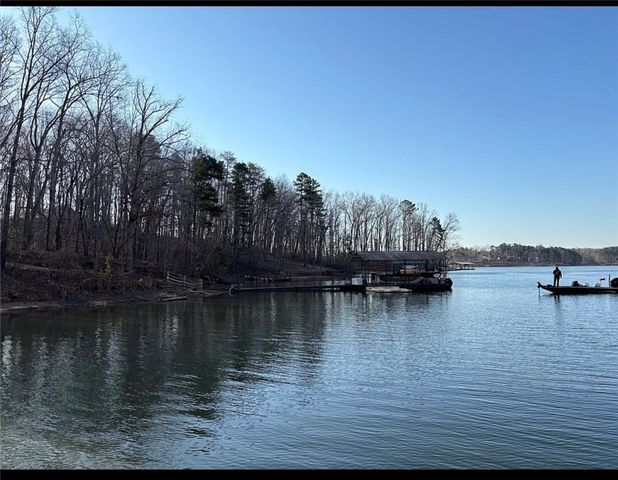 307 Cherrwood Drive, Westminster, SC 29693