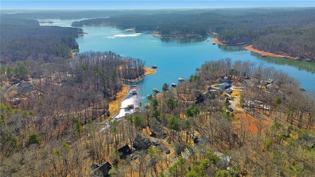 307 Cherrwood Drive, Westminster, SC 29693