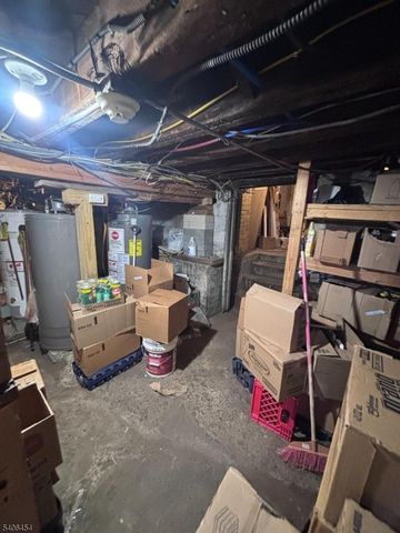 363 10Th Ave, Paterson City, NJ 07514