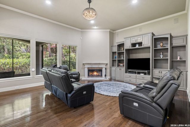 2022 Via Vineda, San Antonio, TX 78258