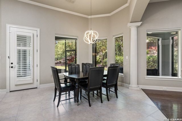 2022 Via Vineda, San Antonio, TX 78258