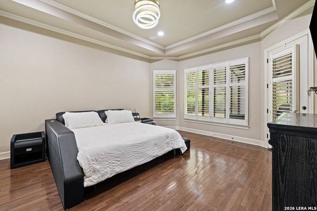 2022 Via Vineda, San Antonio, TX 78258