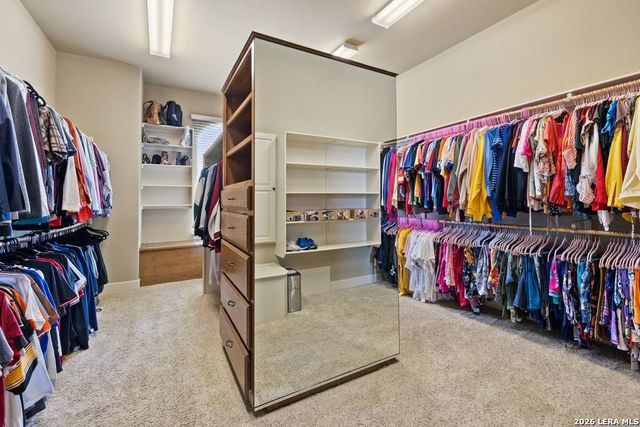 2022 Via Vineda, San Antonio, TX 78258