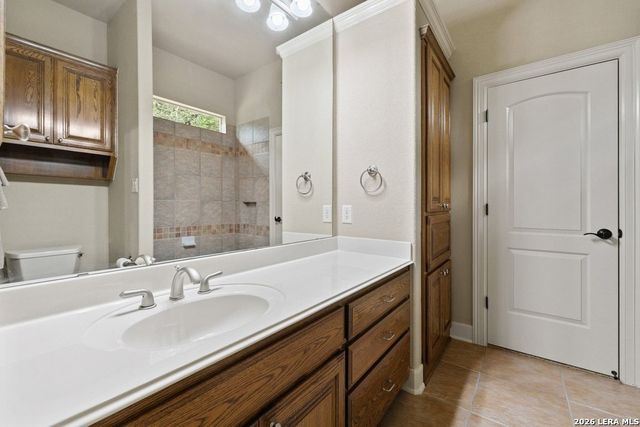 2022 Via Vineda, San Antonio, TX 78258