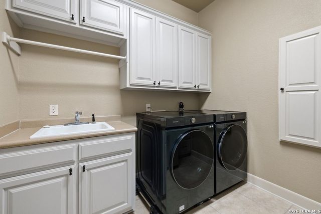 2022 Via Vineda, San Antonio, TX 78258