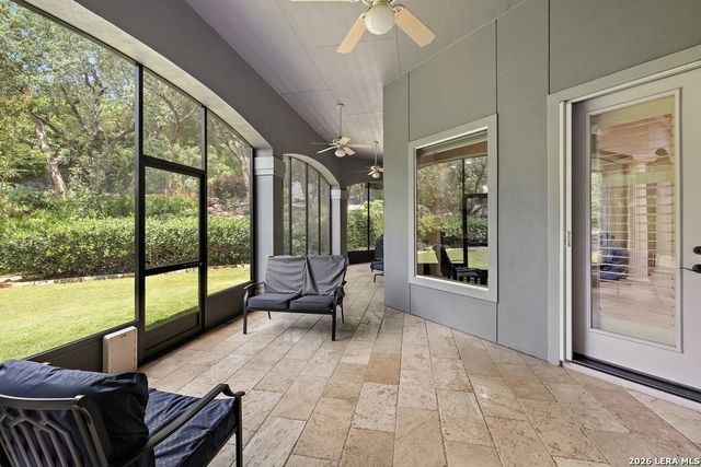 2022 Via Vineda, San Antonio, TX 78258