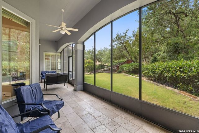 2022 Via Vineda, San Antonio, TX 78258